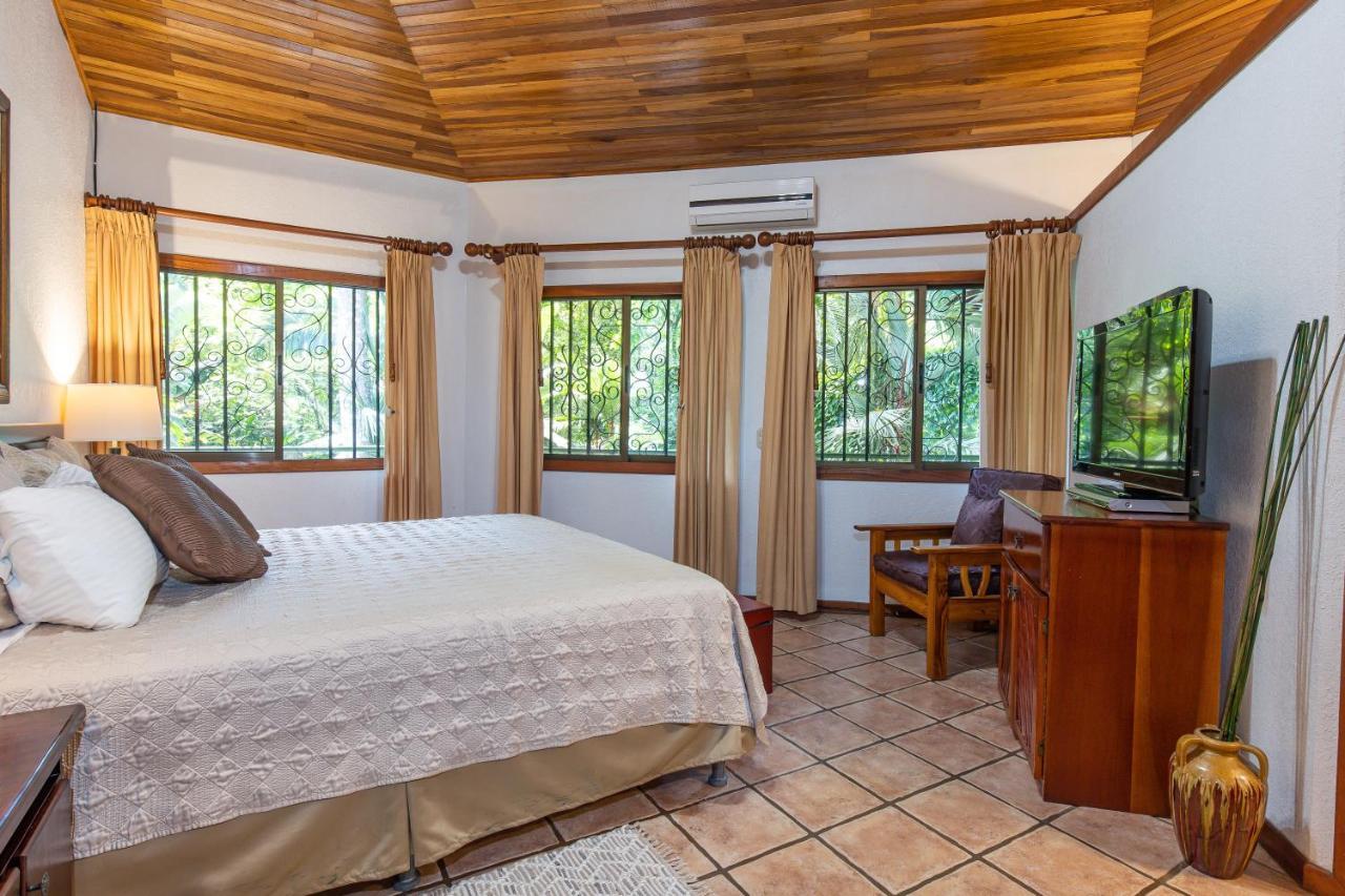 Aparthotel Jungle Creek Manuel Antonio Exterior foto