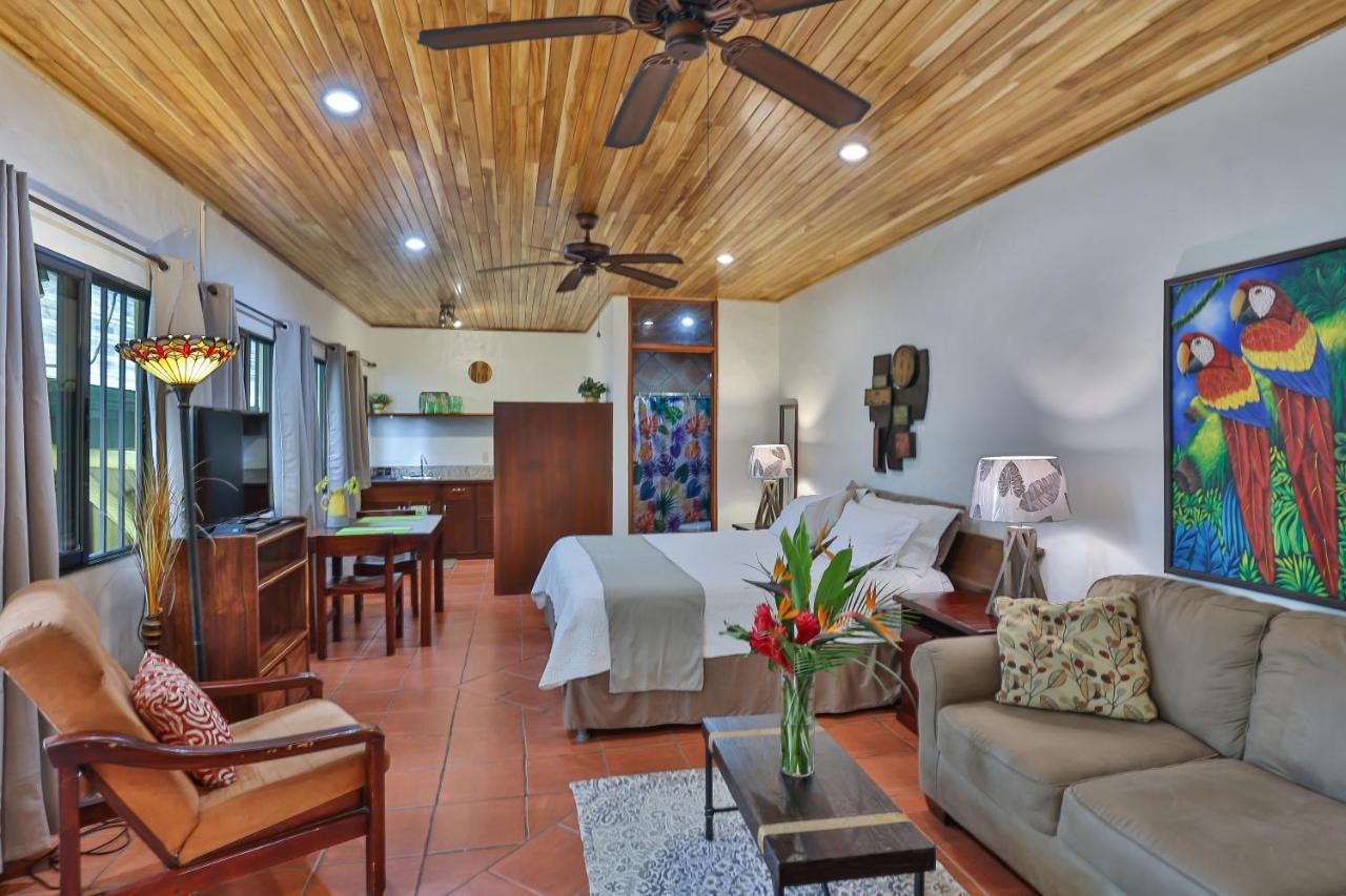 Aparthotel Jungle Creek Manuel Antonio Exterior foto