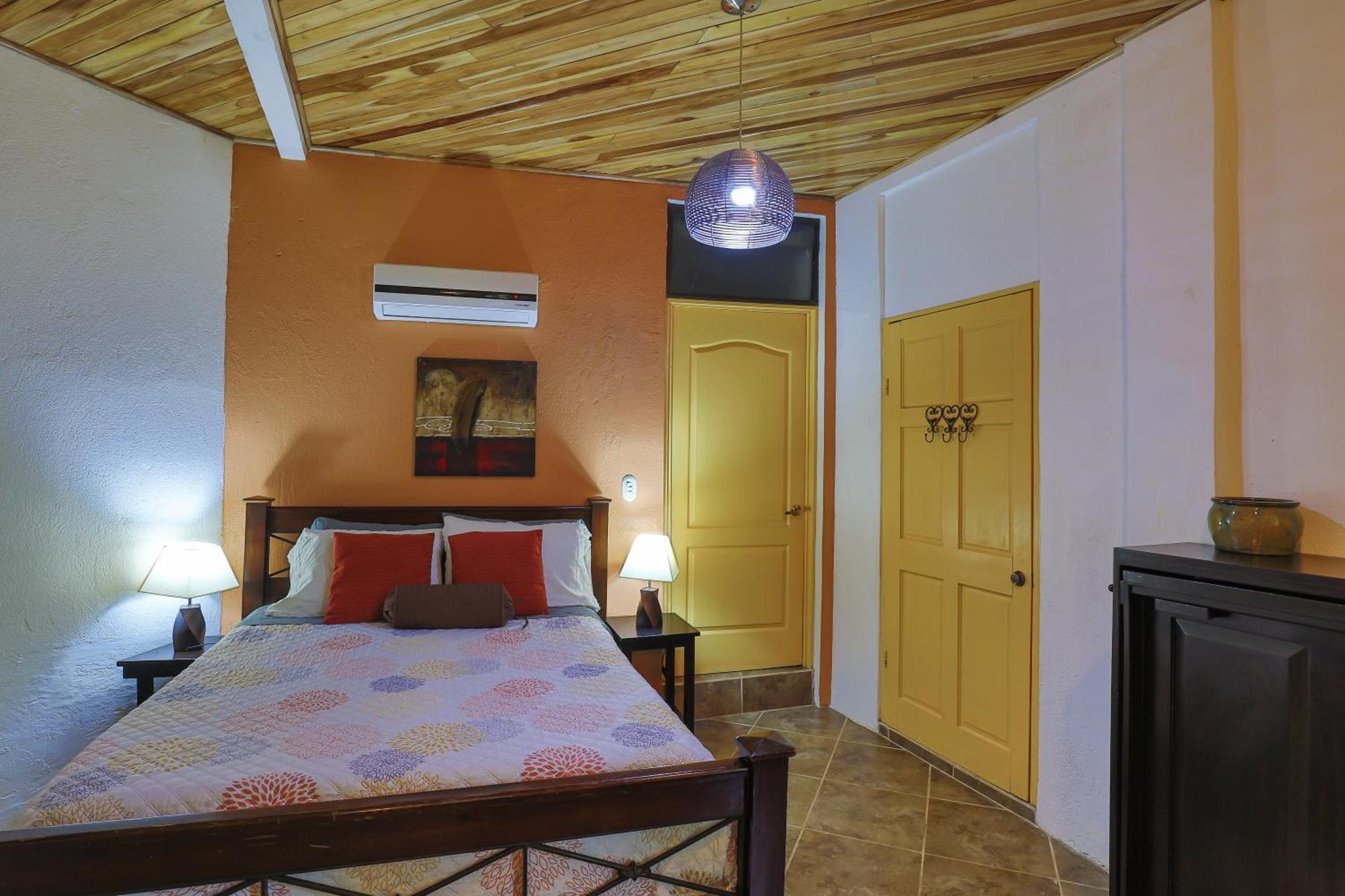 Aparthotel Jungle Creek Manuel Antonio Habitación foto
