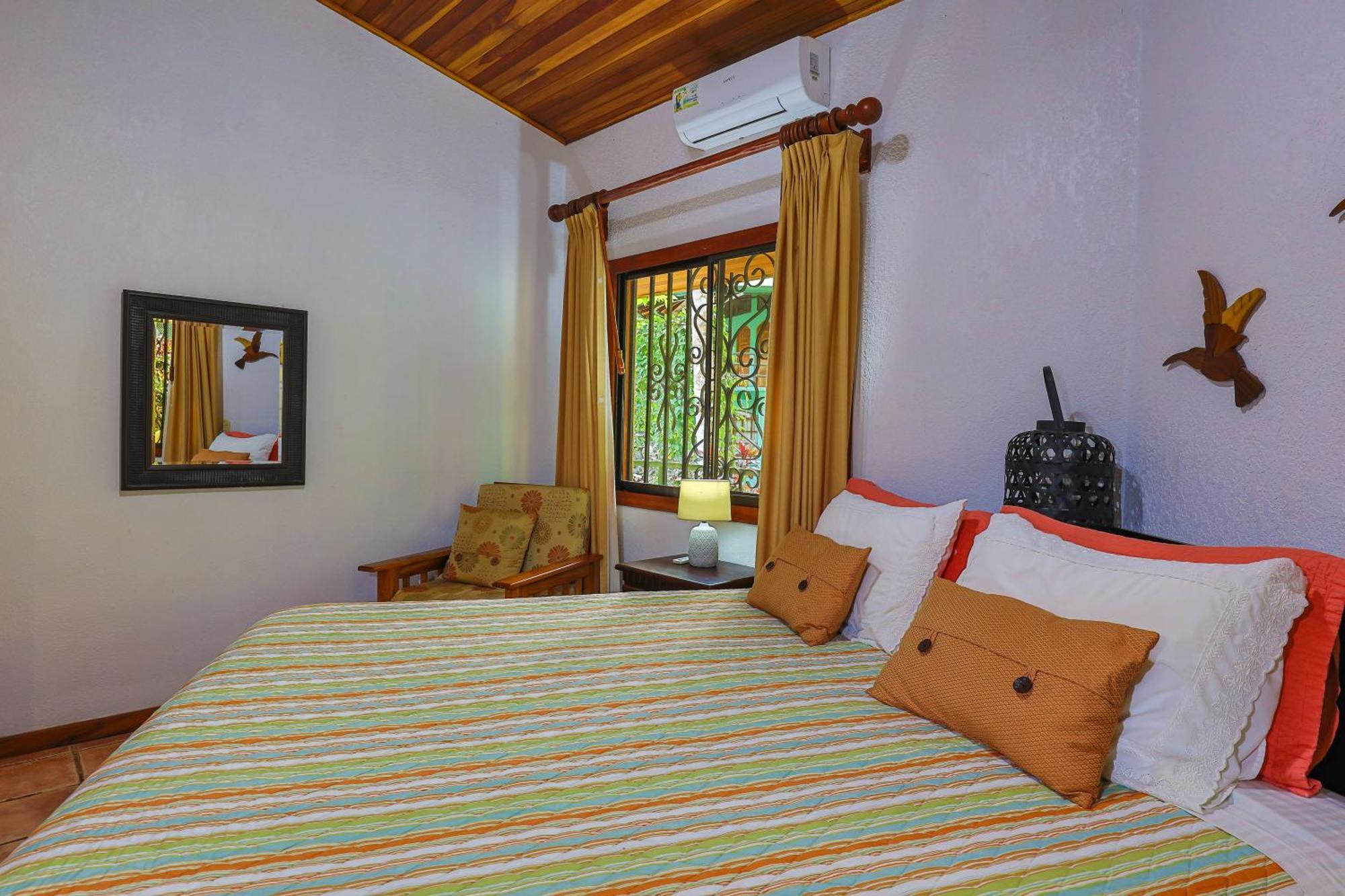 Aparthotel Jungle Creek Manuel Antonio Habitación foto